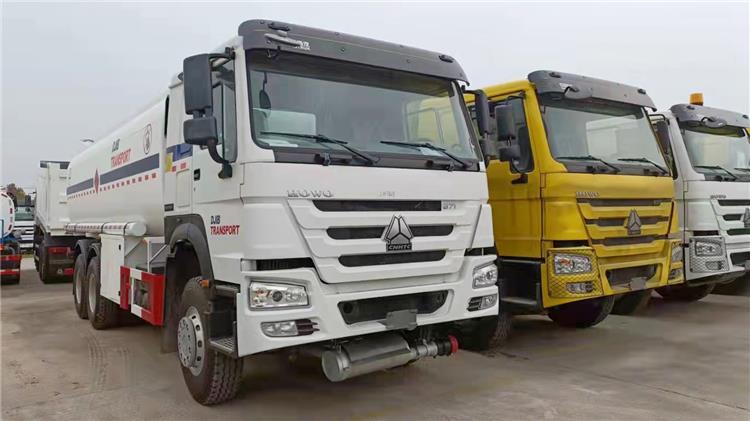 Cheap Howo 371 Liquid Tanker Truck for Sale in Nigeria