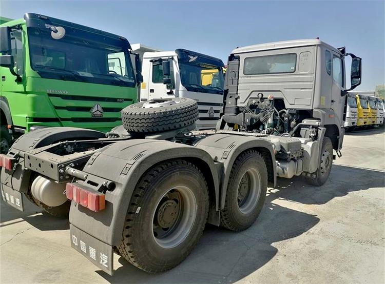 Howo Truck 371hp Sinotruk Tractor Head for Sale