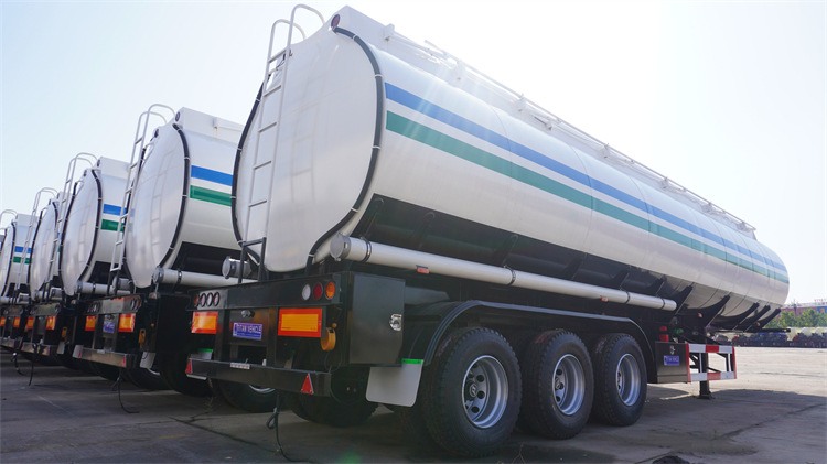 Fuel Tanker Trailer Capacity of 45000 Liters - How Much Fuel Can a Tanker Trailer Hold?