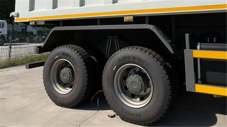 Howo Boom Truck 380HP 6x4 for Sale In Nigeria Lagos