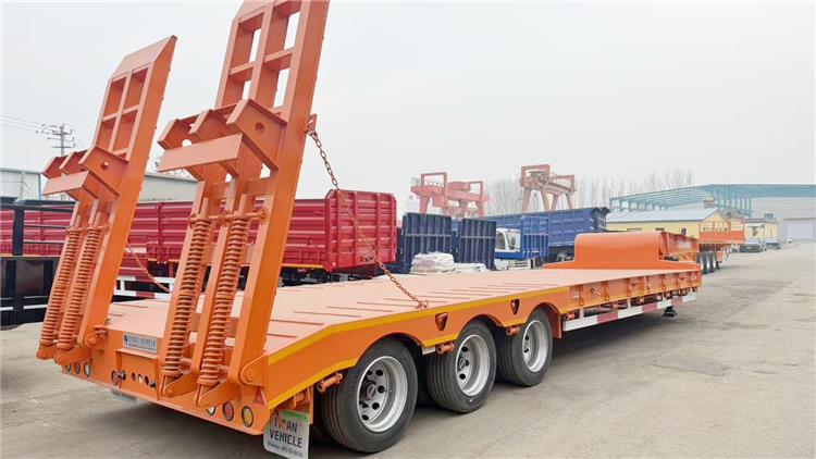 3 Axle 80 Ton Low Bed Truck Trailer for Sale In Nigeria