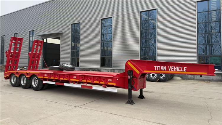3 Axle 80 Ton Low Loader Trailer for Sale In Lagos, Nigeria