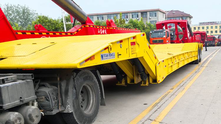 120 ton 2 Line 4 Axle Folding Neck Trailer for Sale in Nigeria
