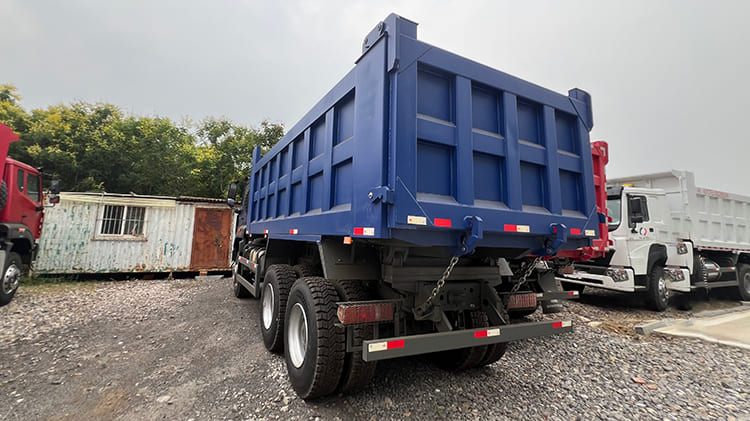 Sinotruk Howo NX371 6x4 Dump Truck for Sale in Nigeria