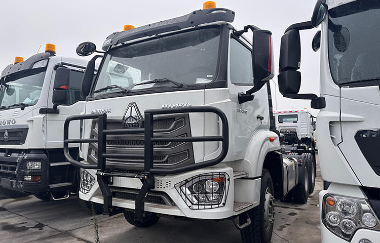 Sinotruk Howo NX400 6x4 Tractor Truck for Sale in Nigeria