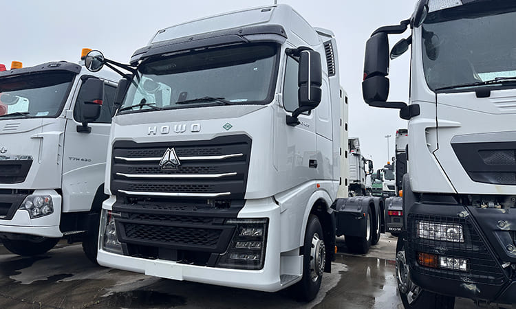 HOWO 6x4 CNG Truck Head for Sale in Nigeria