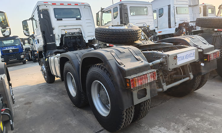 HOWO TX400 Tractor Head for Sale in Lagos, Nigeria