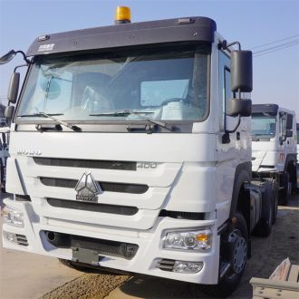 Howo 400HP 6X4 Tractor Head Truck